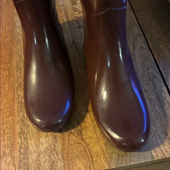 Hunter Dark Burgundy Rubber Sole Boots - Picture 7 of 8